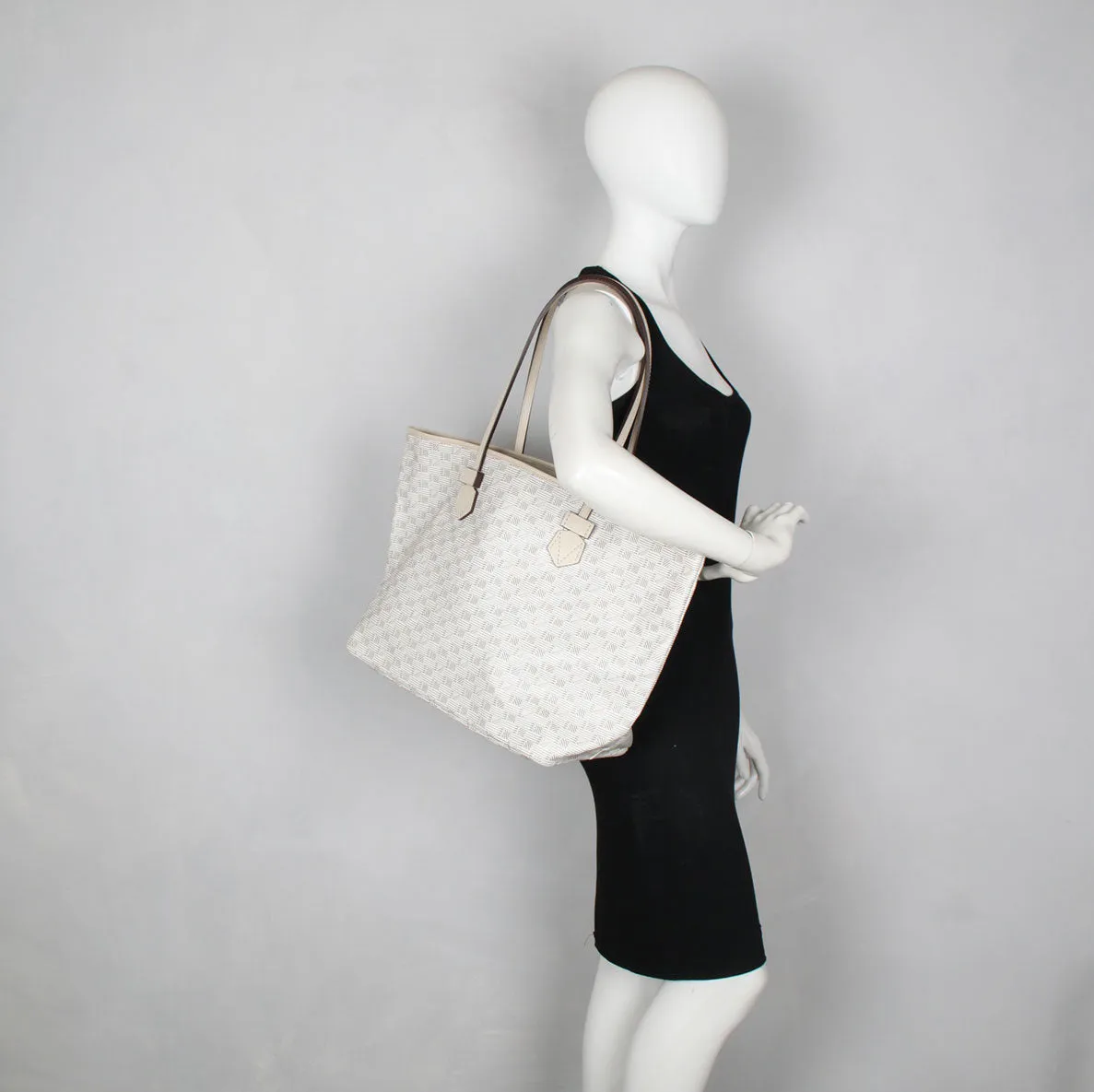Saint Tropez Zip Tote GM, Champagne Moreau Bags