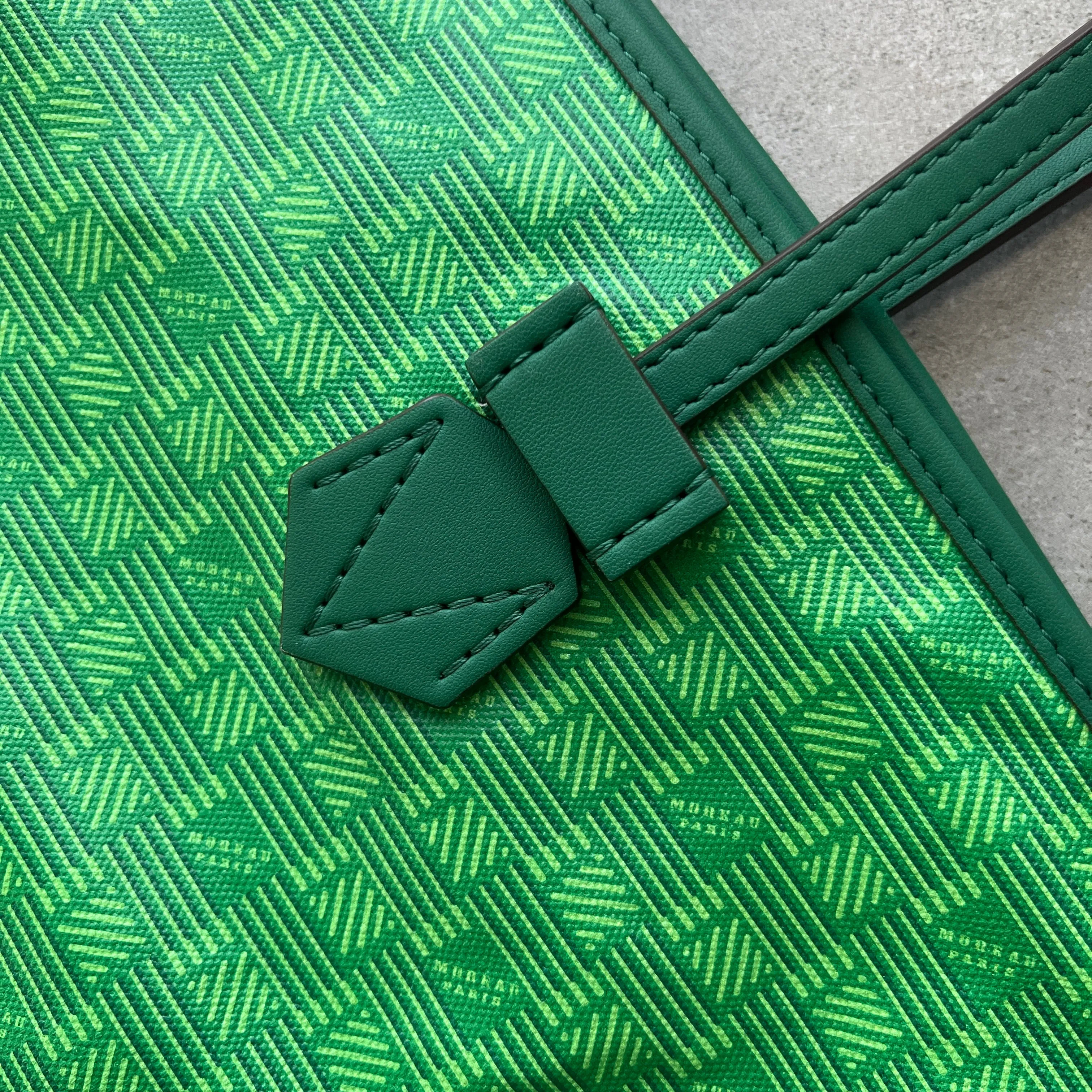 Saint Tropez Zip Tote MM, Green Moreau Bags
