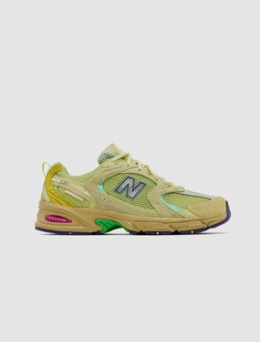 SALEHE BEMBURY MR 530 "DUSTY YELLOW" new balance trending sneaker styles