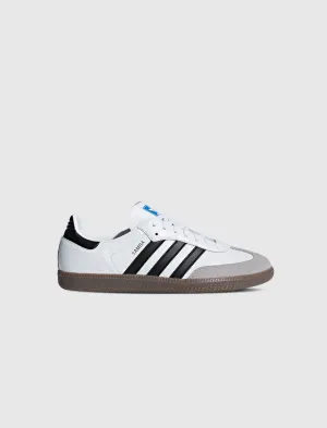 SAMBA OG Adidas lifestyle shoes for streetwear looks