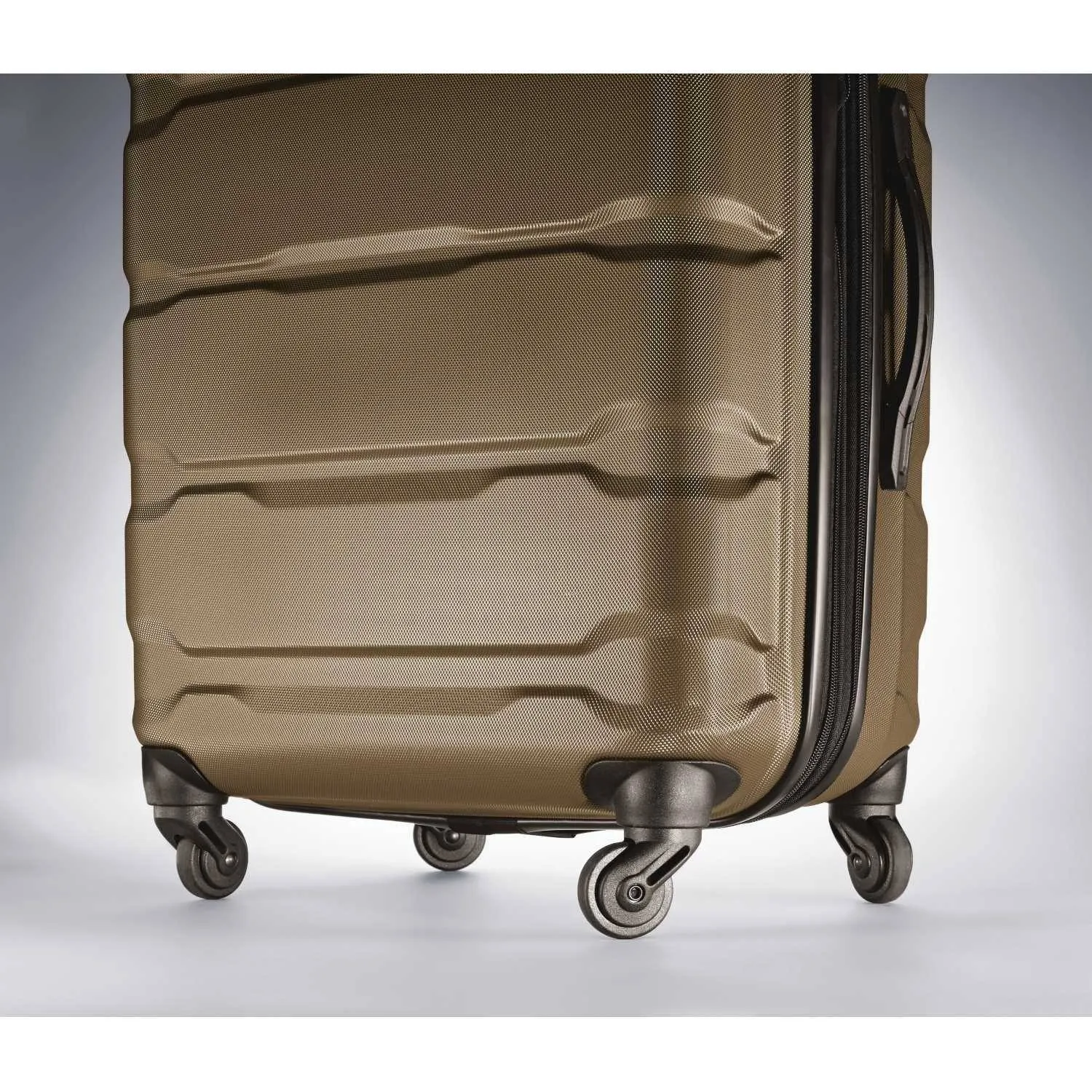 Samsonite Omni PC 24" Hardshell 4-Wheel Medium Luggage Bags Samsonite