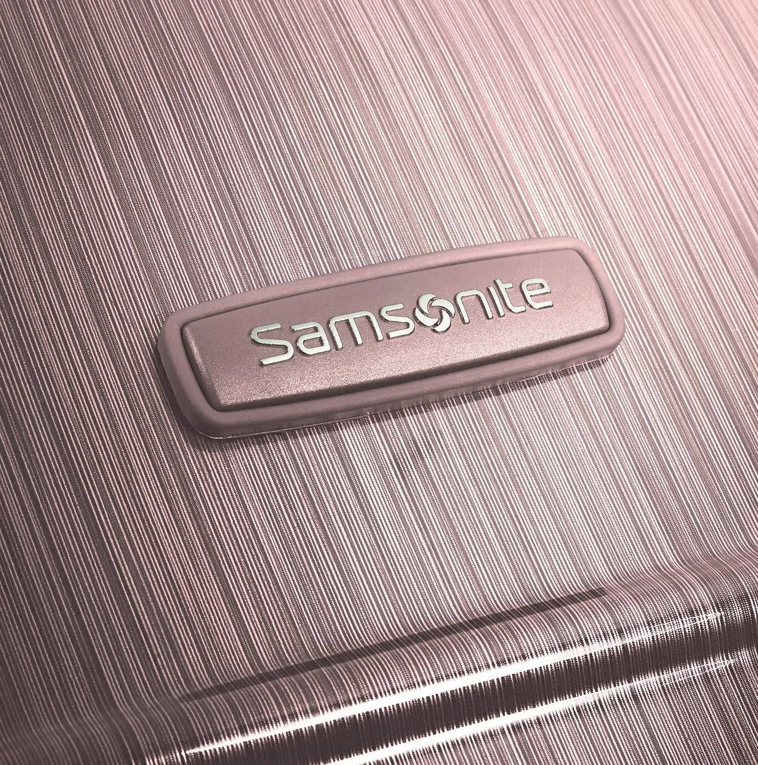 Samsonite Winfield 2 20" 4-Wheel Carry-On Luggage Bags Samsonite