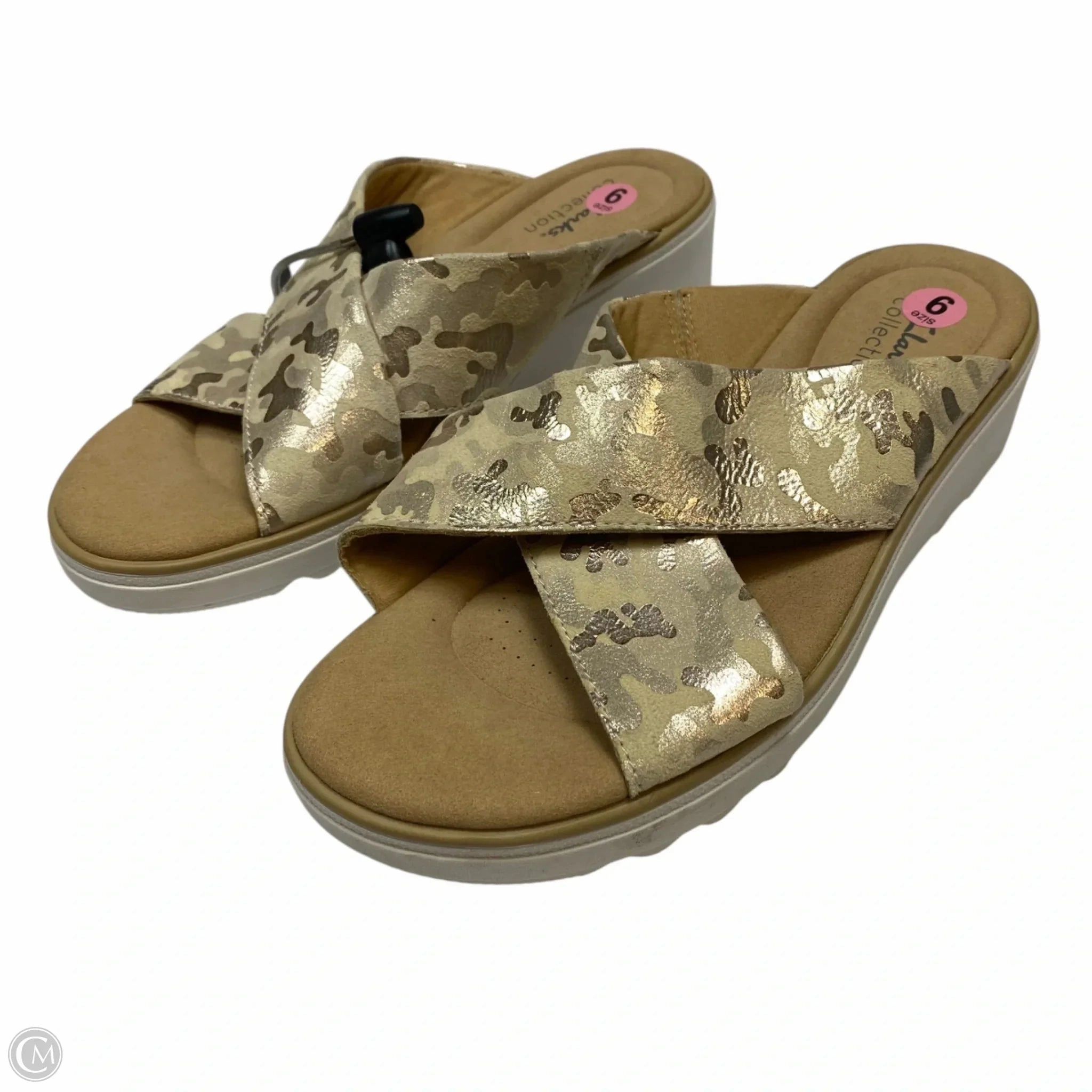 Sandals Flats By Clarks In Cream, Size: 9 Leather Footwear