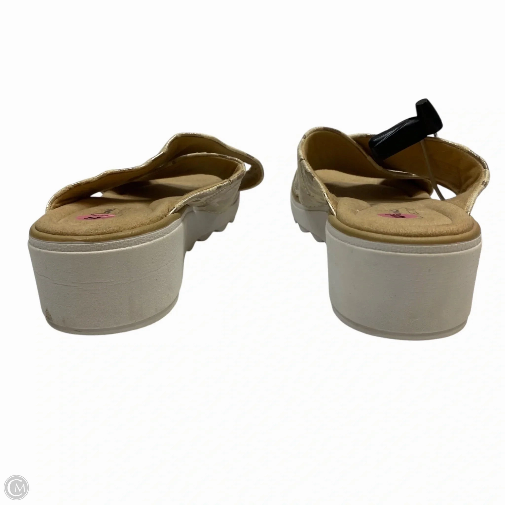 Sandals Flats By Clarks In Cream, Size: 9 Leather Footwear