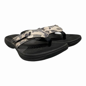 Sandals Flats By Clarks In Grey & Tan, Size:10 Clarks leather shoes for daily wear