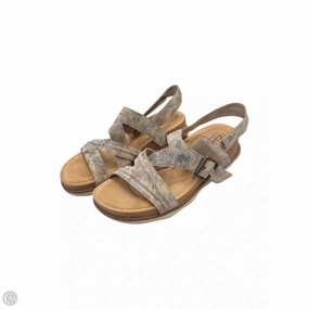 Sandals Flats By Clarks In Tan, Size: 6 Clarks leather shoes for daily wear