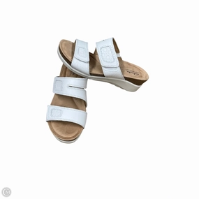 Sandals Flats By Clarks In White, Size: 6 Clarks leather shoes for daily wear