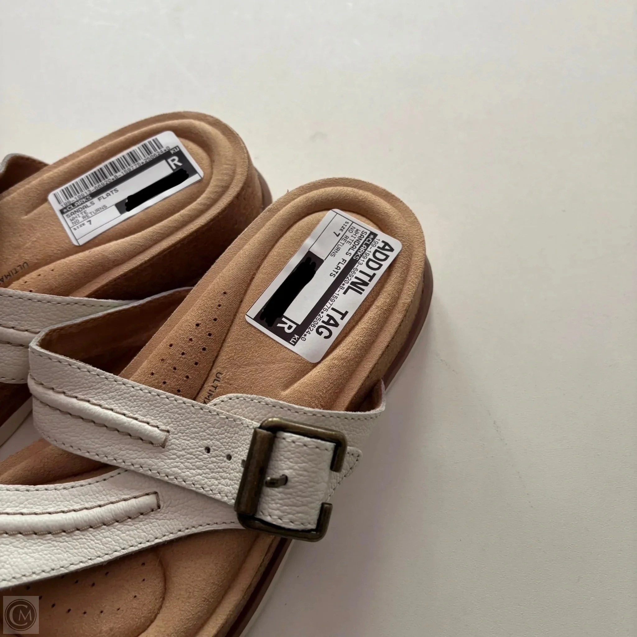 Sandals Flats By Clarks In White, Size: 7 Leather Footwear