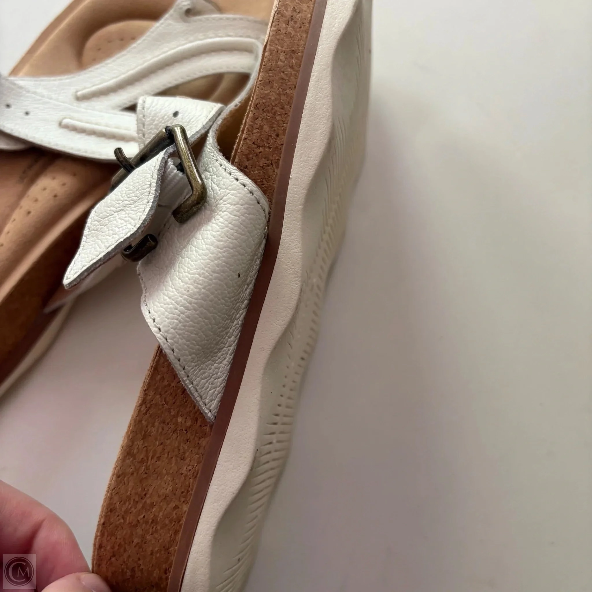 Sandals Flats By Clarks In White, Size: 7 Leather Footwear