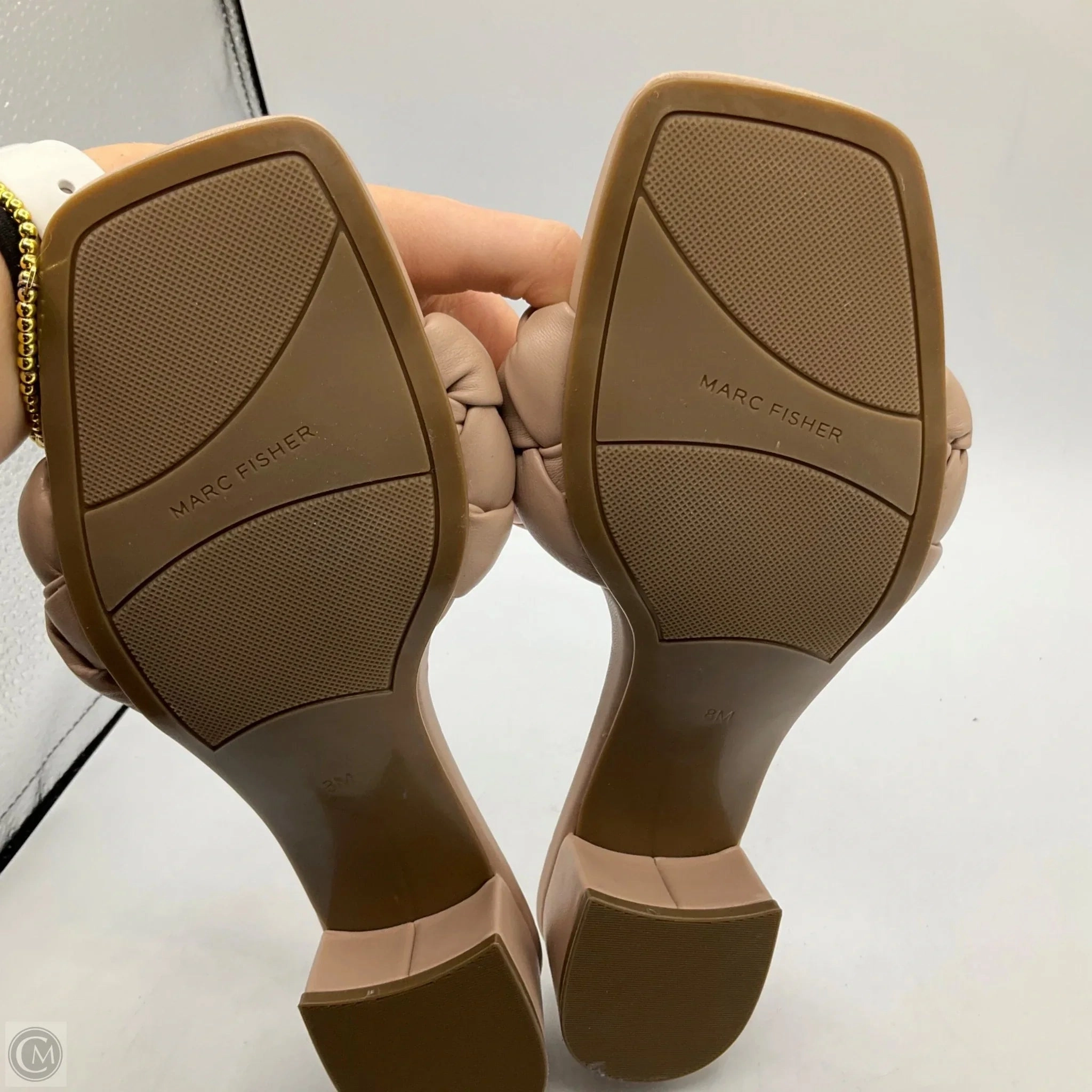 Sandals Flats By Marc Fisher In Beige, Size: 8 Fashion Heels