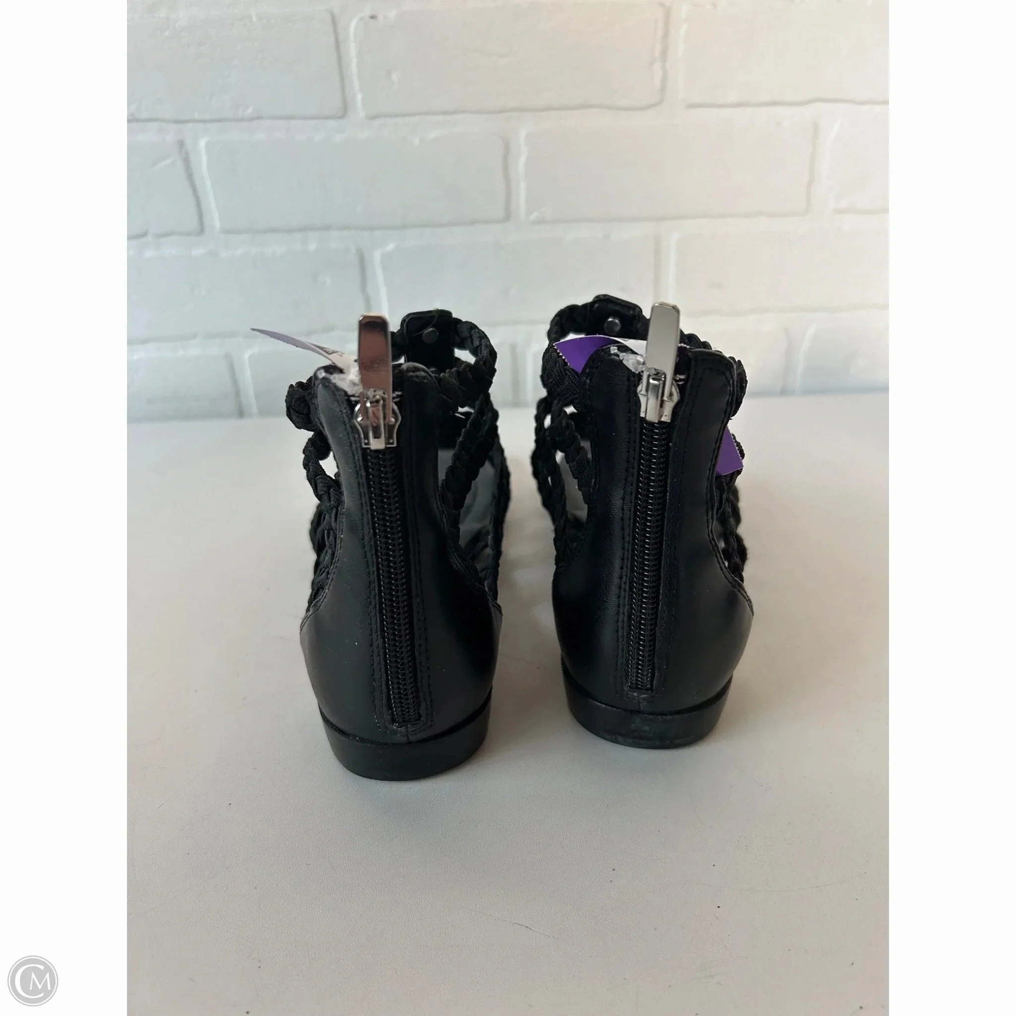 Sandals Flats By Marc Fisher In Black, Size: 6.5 Fashion Heels