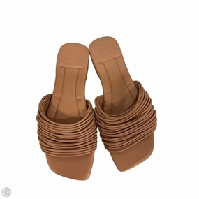 Sandals Flats By Marc Fisher In Brown, Size: 6 Marc Fisher fashion shoes with block heels