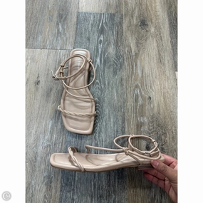 Sandals Flats By Marc Fisher In Tan, Size: 6.5 Marc Fisher fashion shoes with block heels