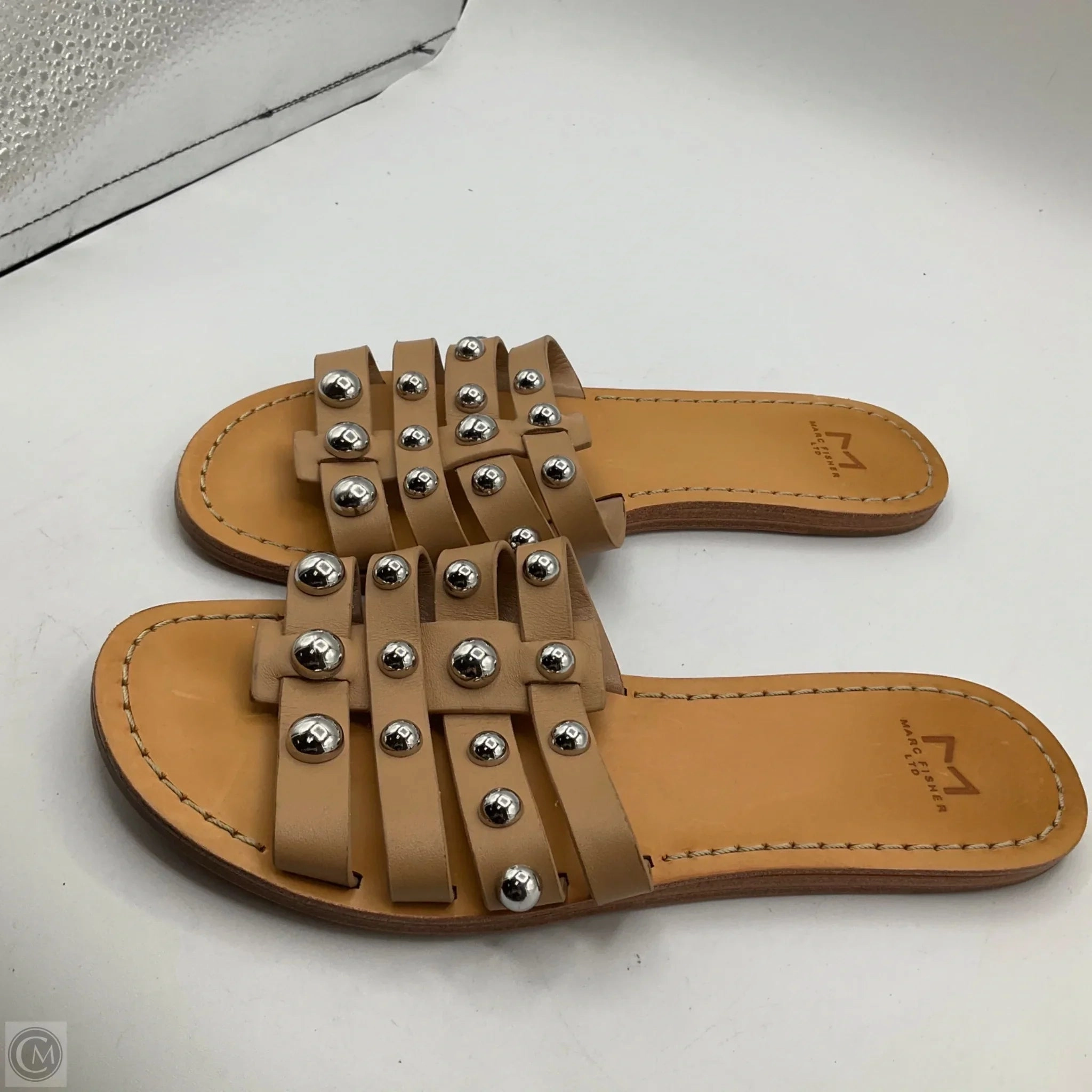 Sandals Flats By Marc Fisher In Tan, Size: 7 Fashion Heels