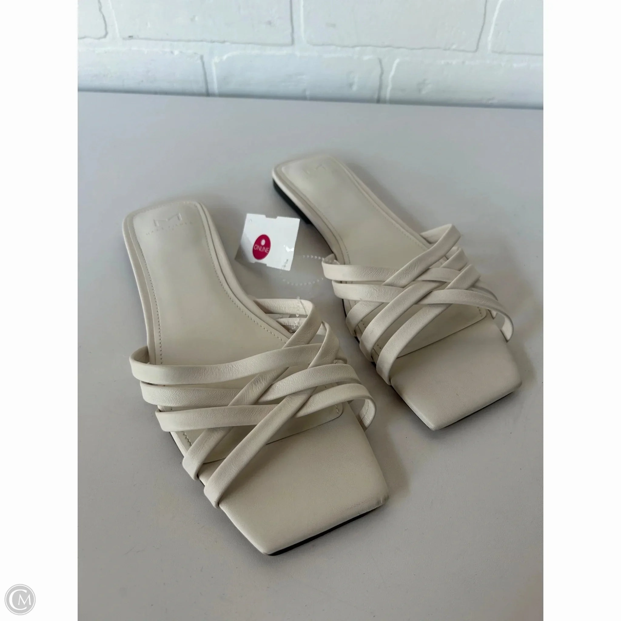 Sandals Flats By Marc Fisher In White, Size: 10 Marc Fisher fashion shoes with block heels