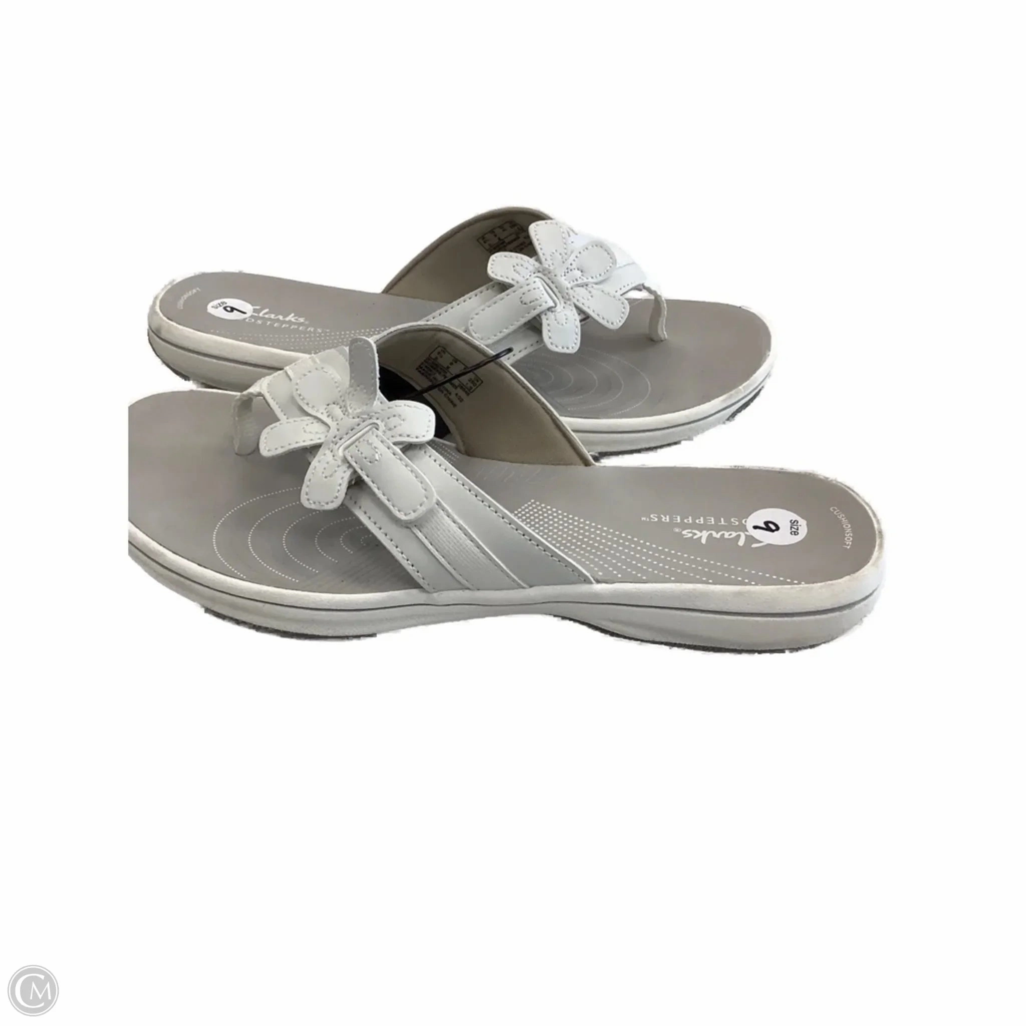 Sandals Flip Flops By Clarks In Grey & White, Size: 9 Leather Footwear