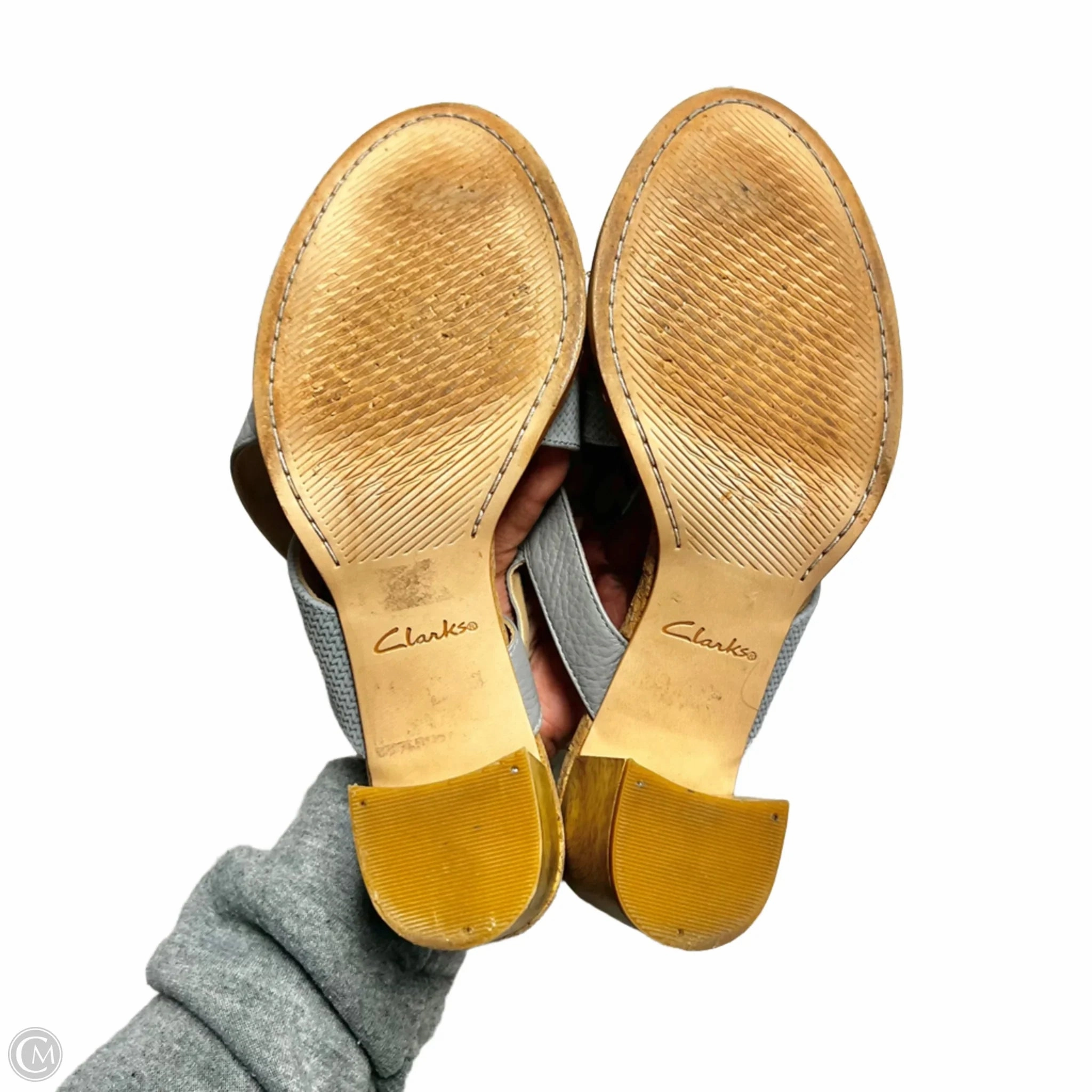 Sandals Heels Block By Clarks In Grey, Size: 7.5 Leather Footwear