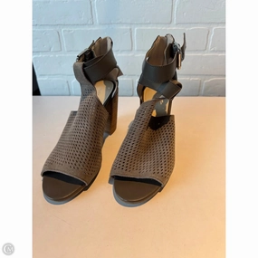 Sandals Heels Block By Marc Fisher In Grey, Size: 7.5 Marc Fisher fashion shoes with block heels