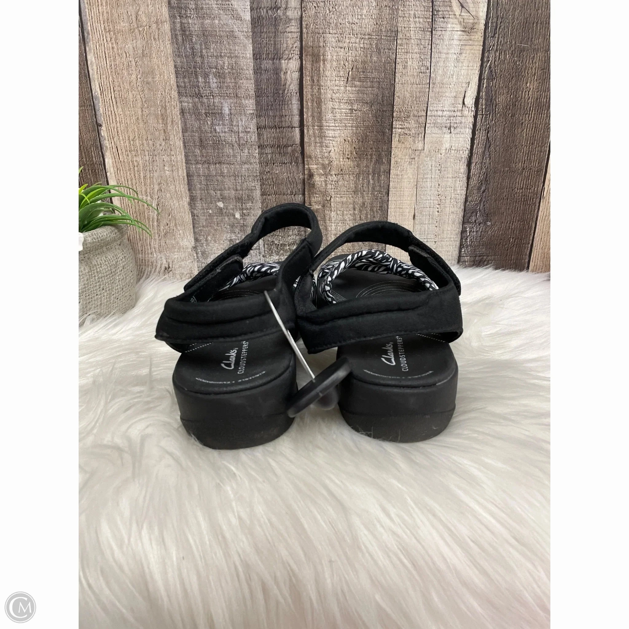 Sandals Heels Wedge By Clarks In Black, Size: 9 Leather Footwear