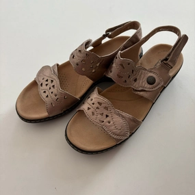 Sandals Heels Wedge By Clarks In Gold, Size: 7 Clarks leather shoes for daily wear