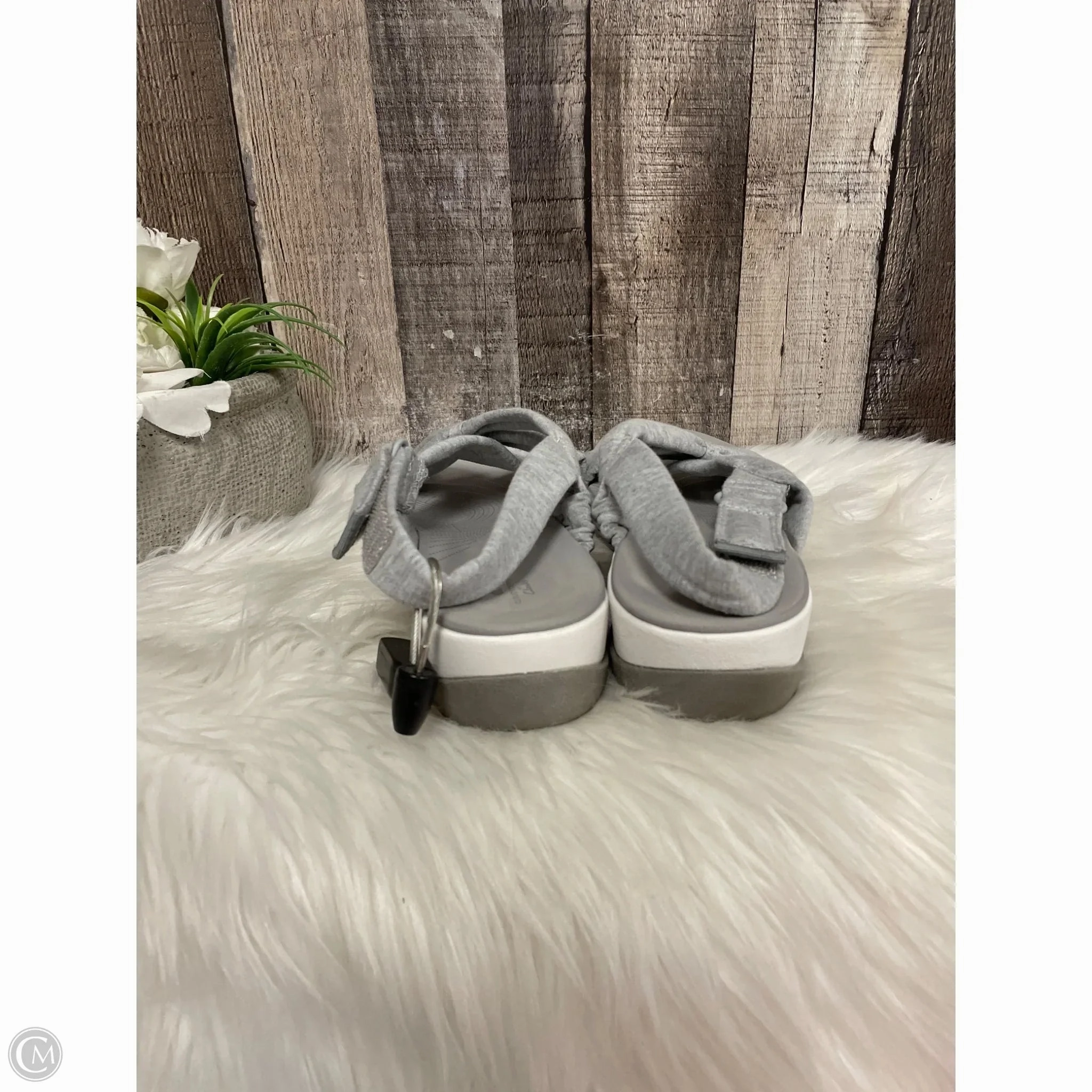 Sandals Heels Wedge By Clarks In Grey, Size: 9 Leather Footwear