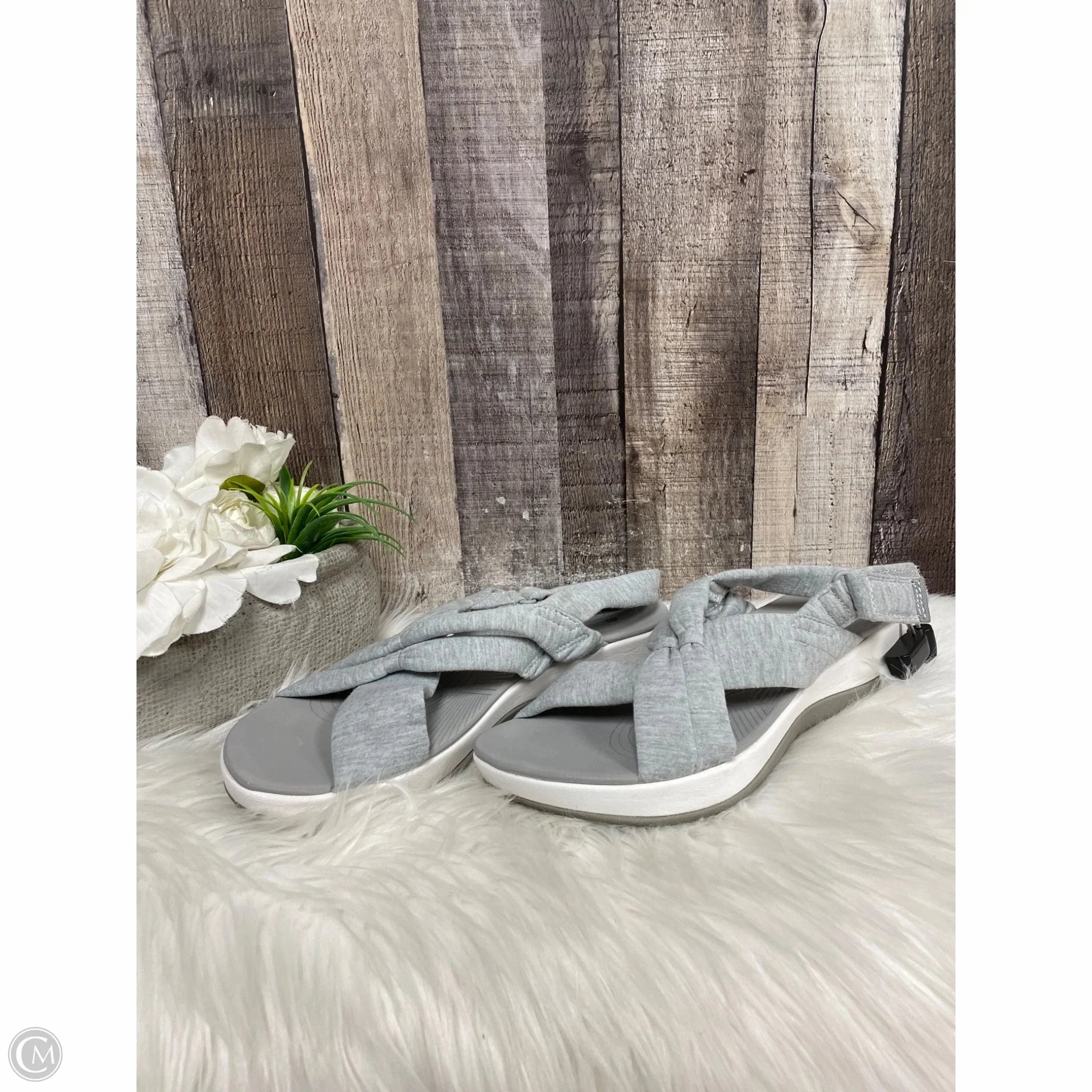 Sandals Heels Wedge By Clarks In Grey, Size: 9 Leather Footwear
