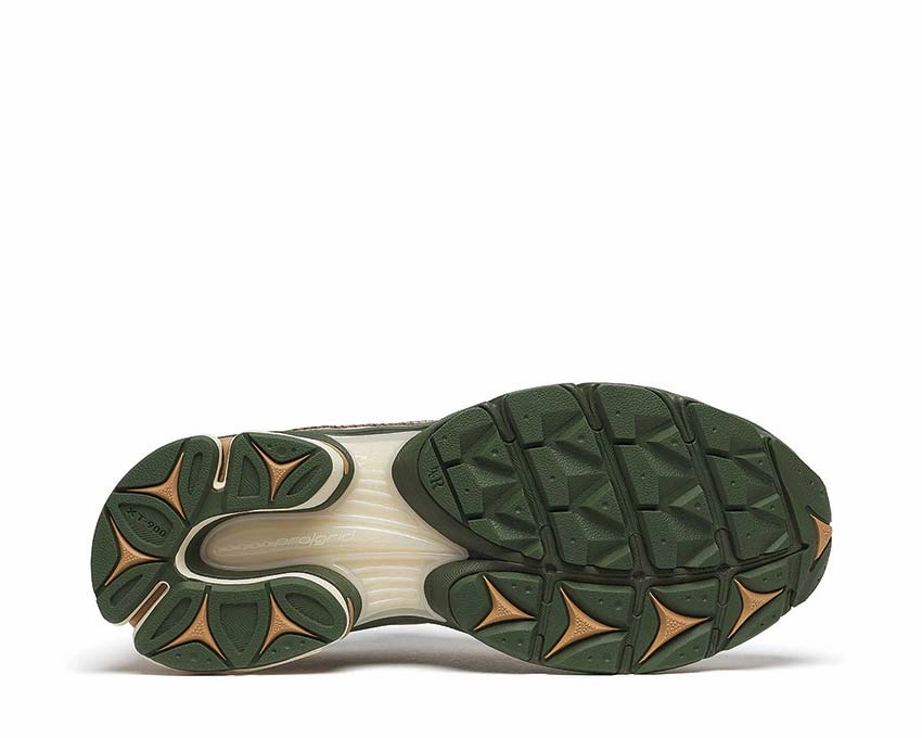 Saucony & Friends ProGrid Triumph 4 "Cream Doe" Saucony Footwear Collection