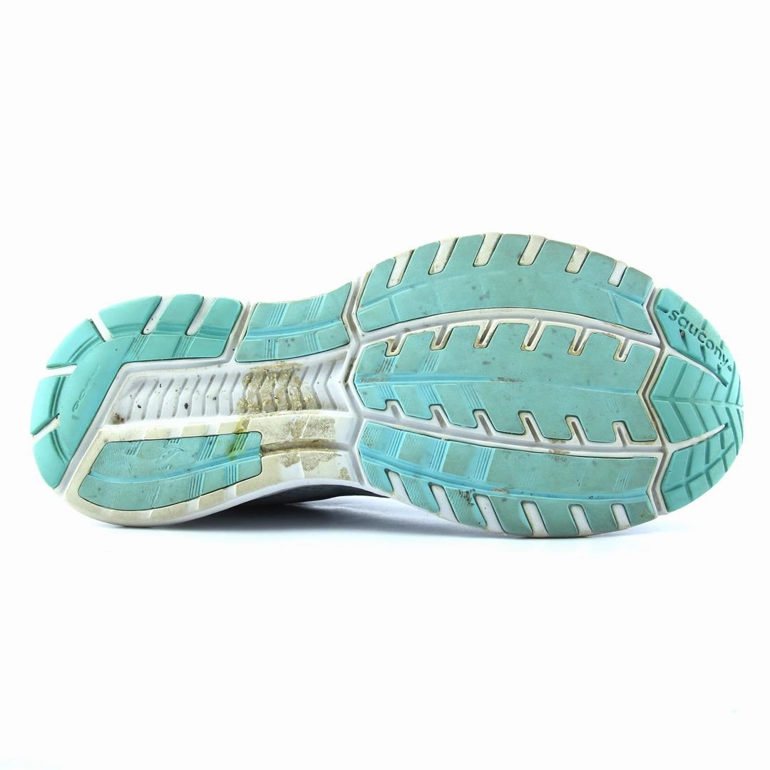 SAUCONY BREAKTHRU 4 Saucony sport shoe imagery