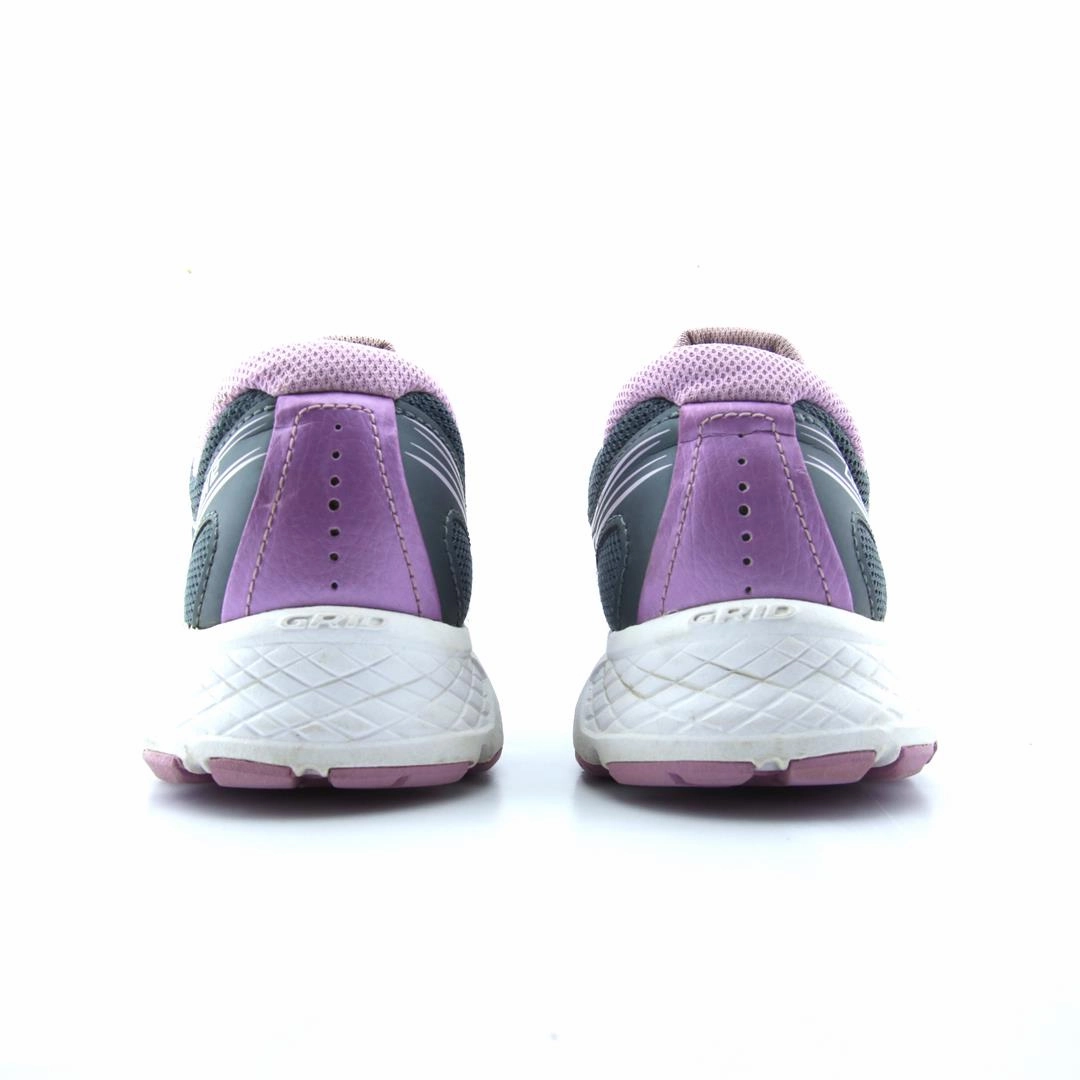 SAUCONY COHESION 12 Saucony running shoe close-ups
