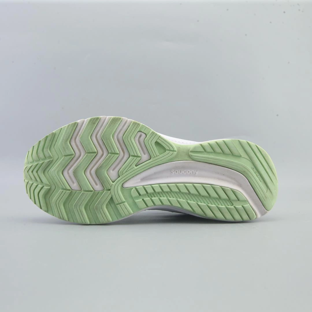 SAUCONY  COHESION 14 Saucony casual footwear looks