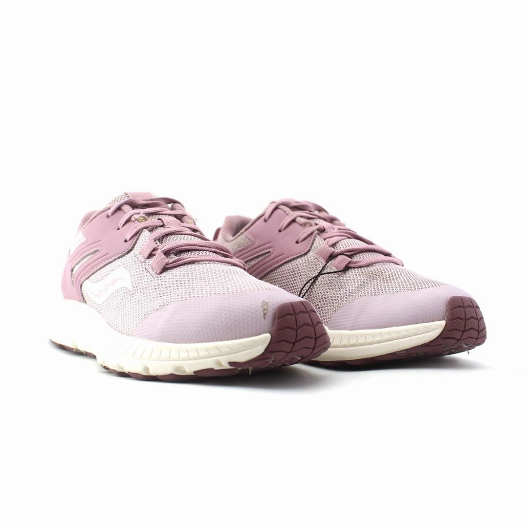 SAUCONY COHSN BLUSH Saucony casual footwear looks