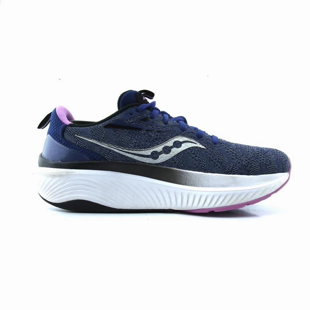 SAUCONY ECHELON 9 Saucony running shoe close-ups