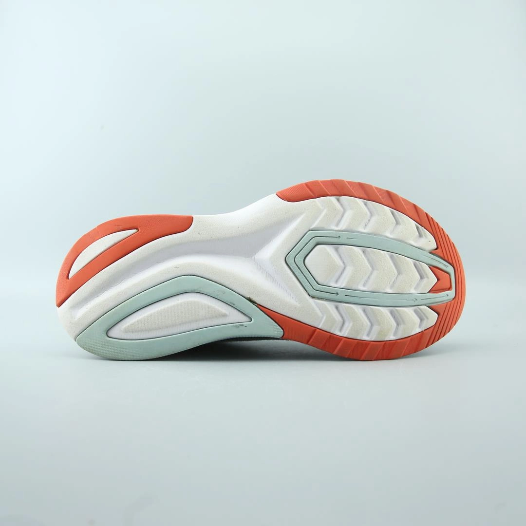 SAUCONY ENDHORPHIN SHIFT 2 Saucony running shoe close-ups