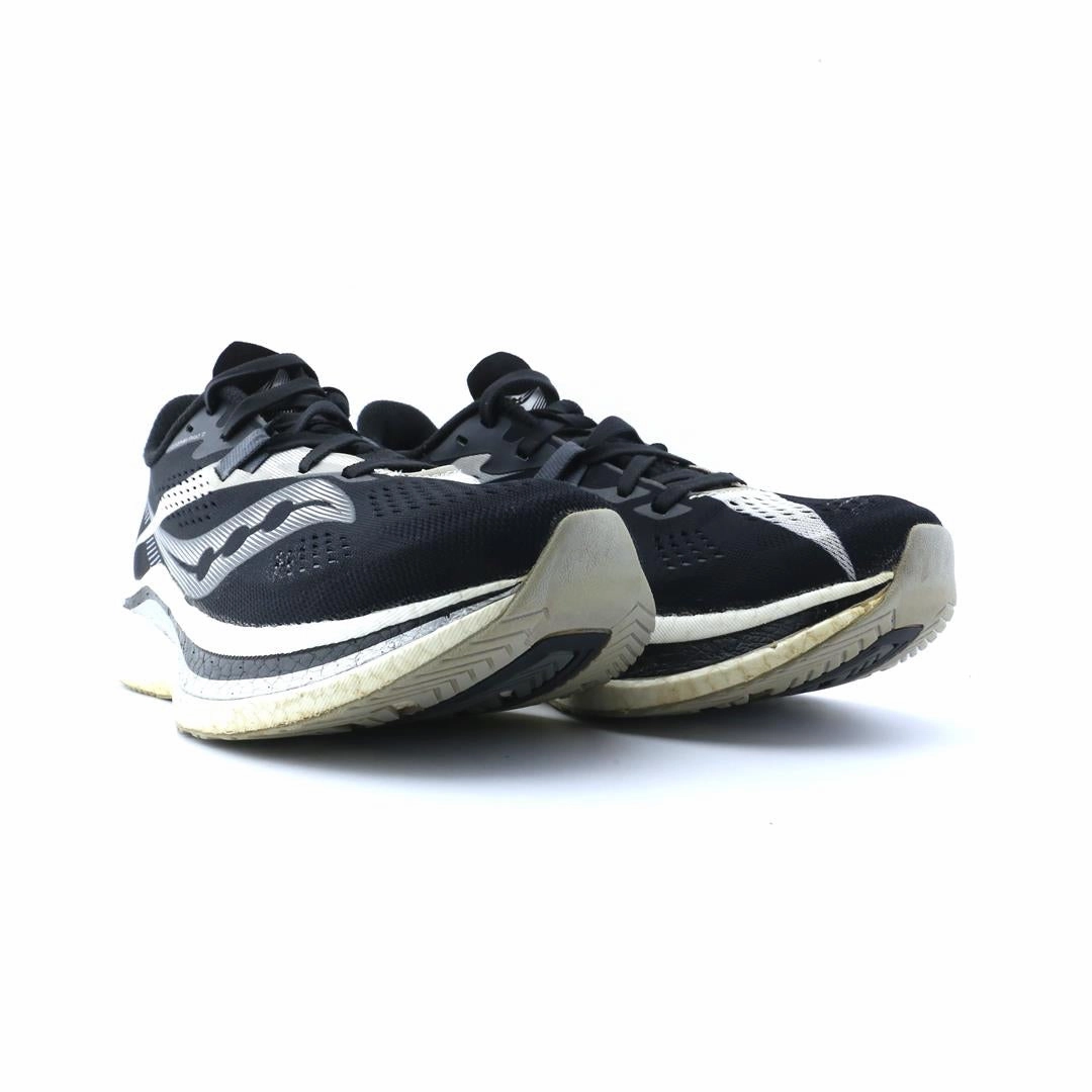 SAUCONY ENDORPHIN PRO 2 Saucony running shoe close-ups