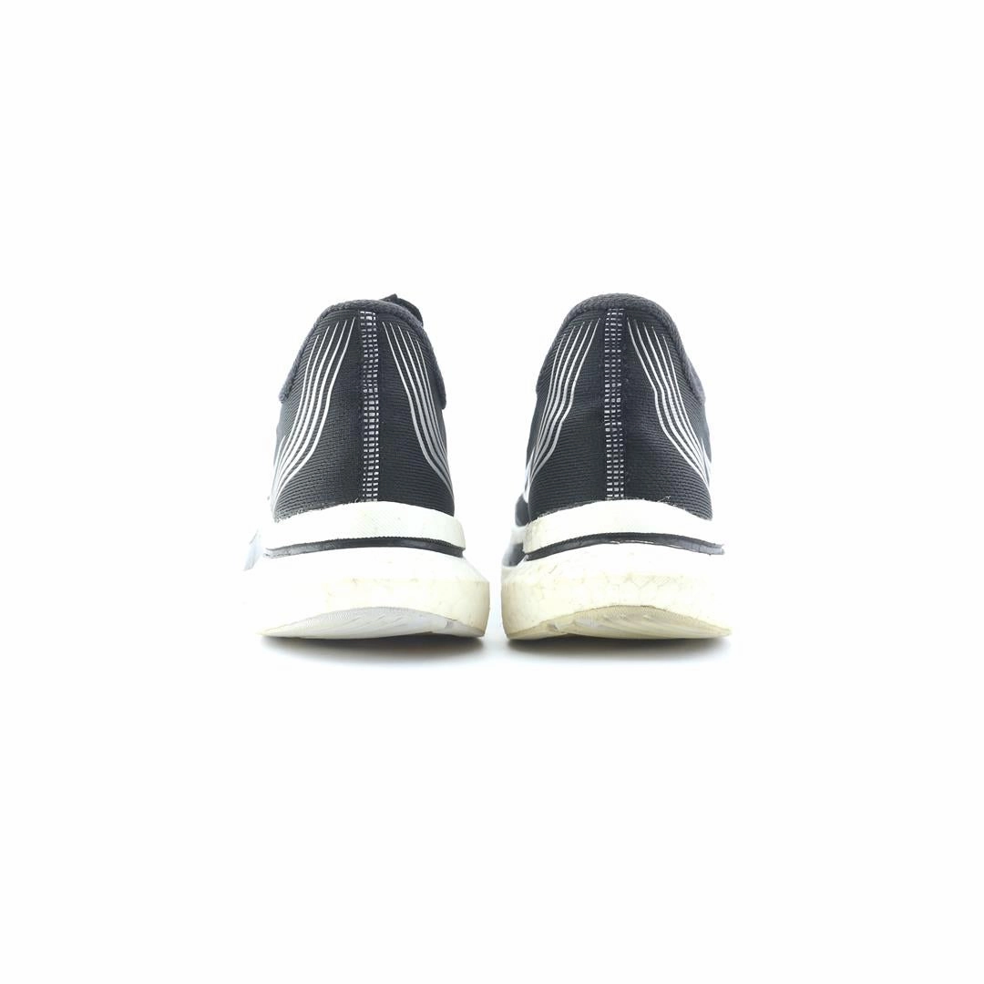 SAUCONY ENDORPHIN PRO Saucony sport shoe imagery