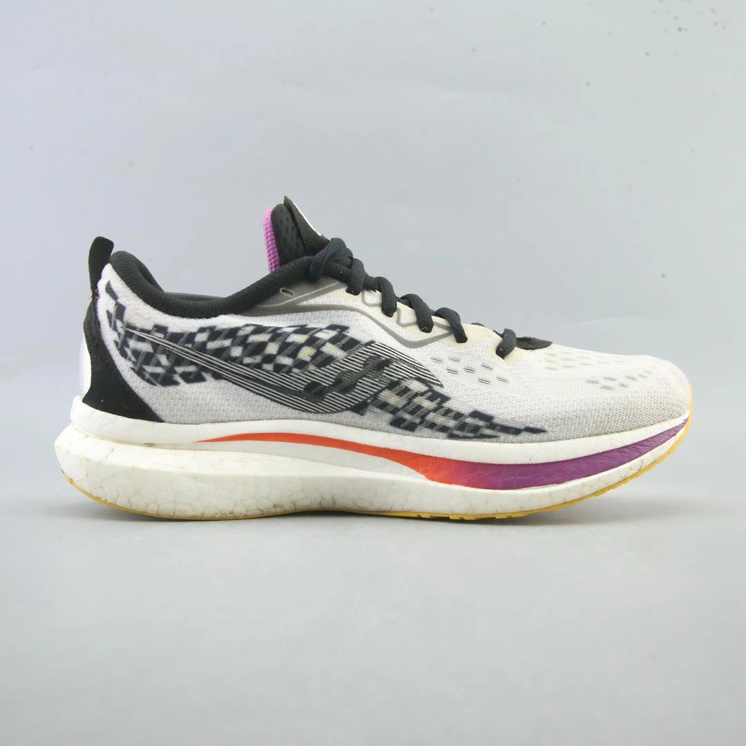 SAUCONY ENDORPHIN SPEED 2 Saucony running shoe close-ups