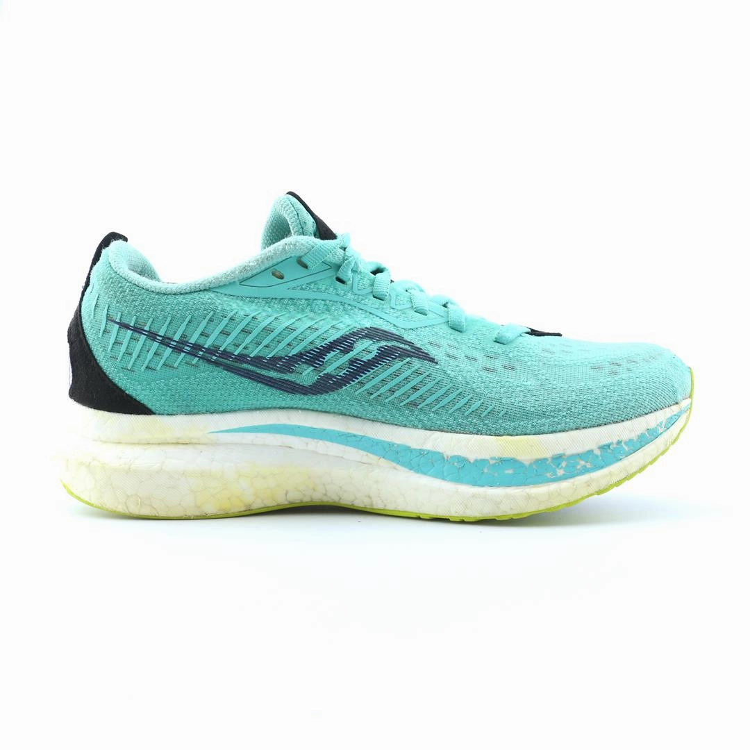 SAUCONY ENDORPHIN SPEED 2 Saucony running shoe close-ups