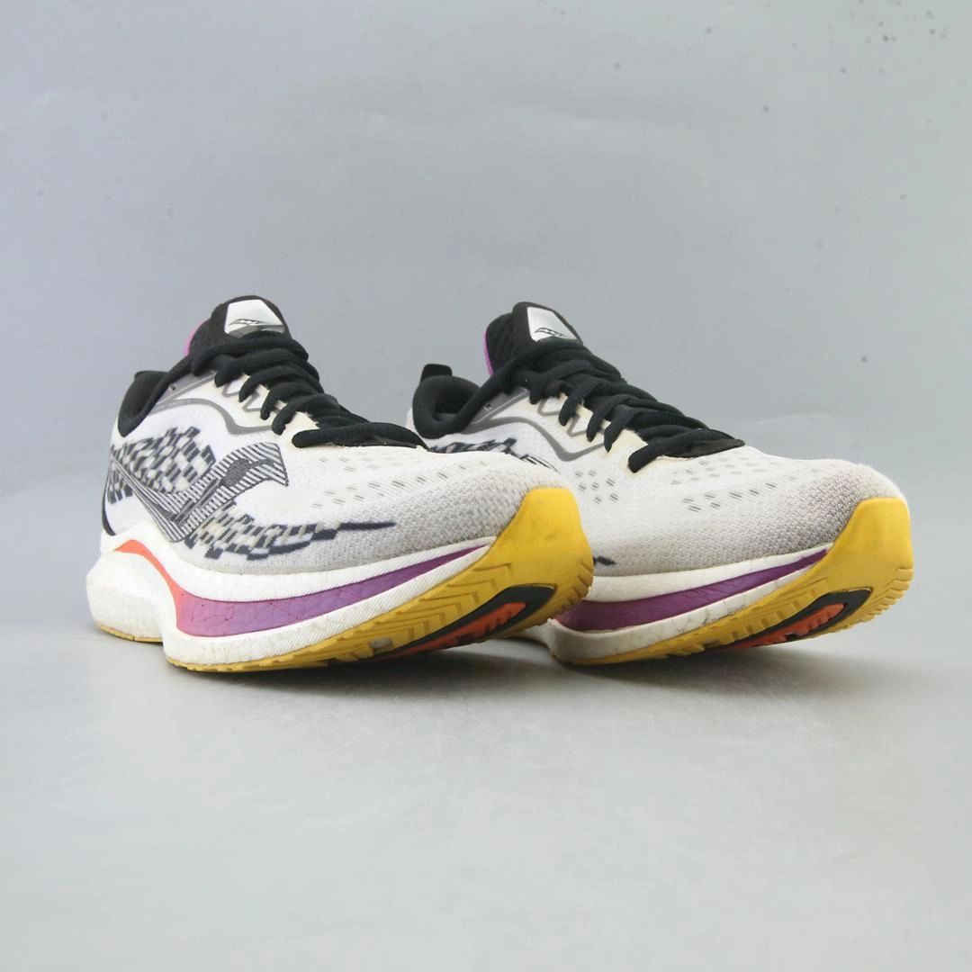 SAUCONY ENDORPHIN SPEED 2 Saucony running shoe close-ups