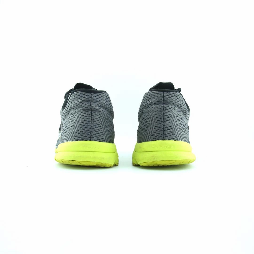 SAUCONY  FASTWITCH 8 Saucony sport shoe imagery