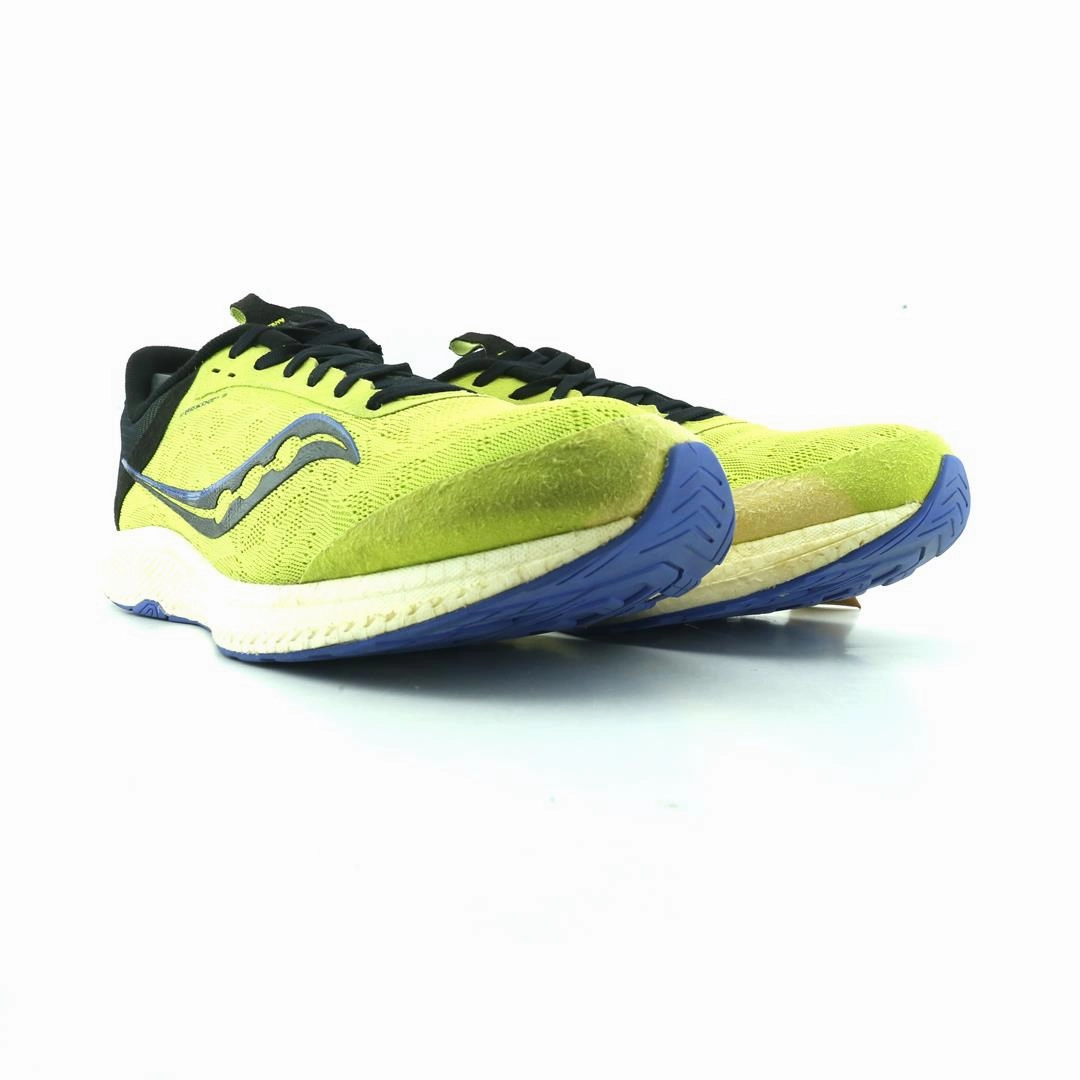 SAUCONY FREEDOM 5 Saucony running shoe close-ups