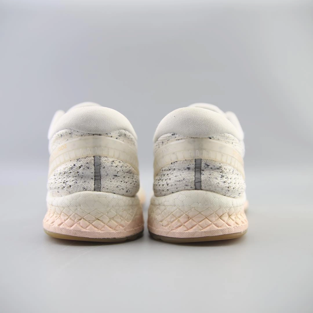 SAUCONY FREEDOM ISO 2 Saucony casual footwear looks