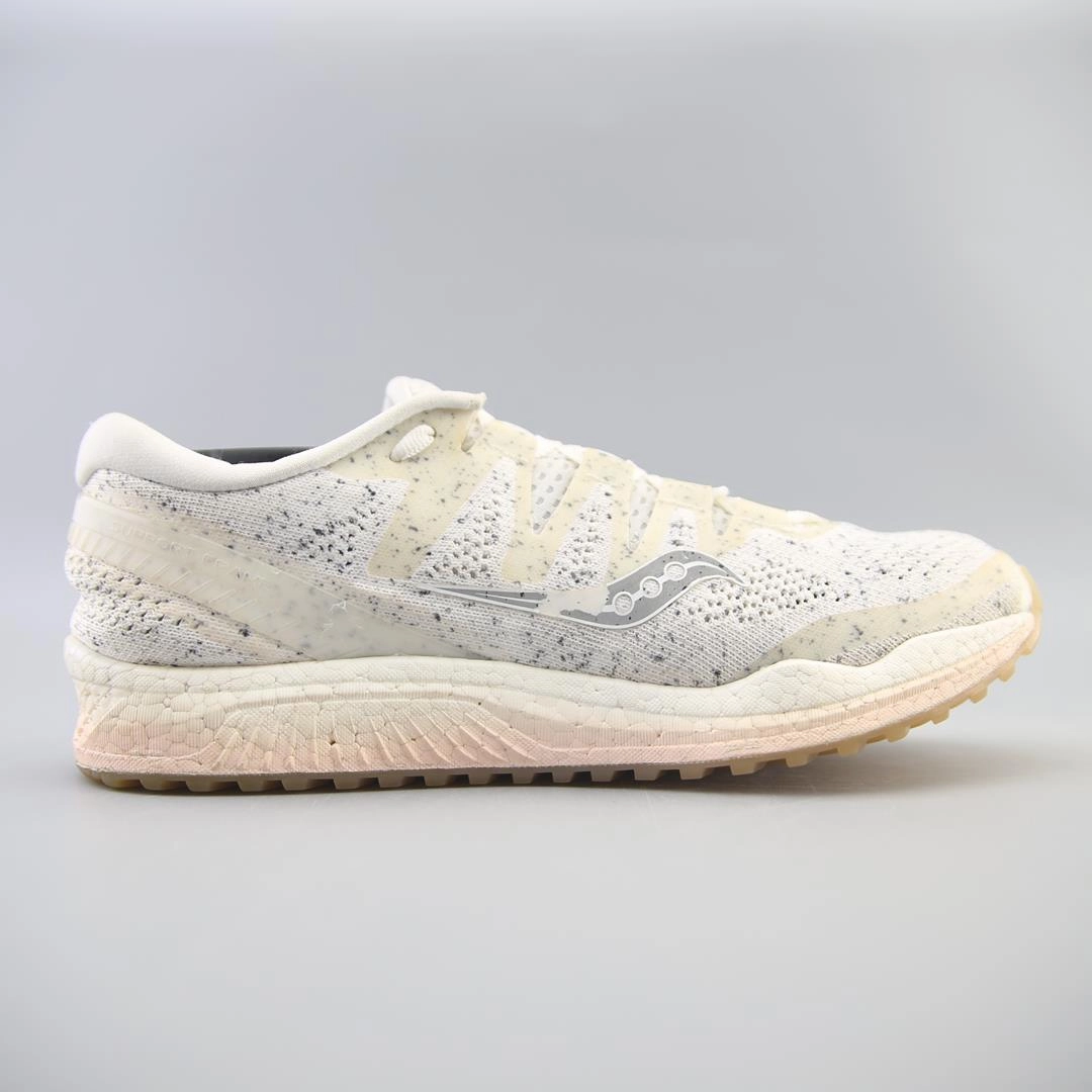 SAUCONY FREEDOM ISO 2 Saucony casual footwear looks