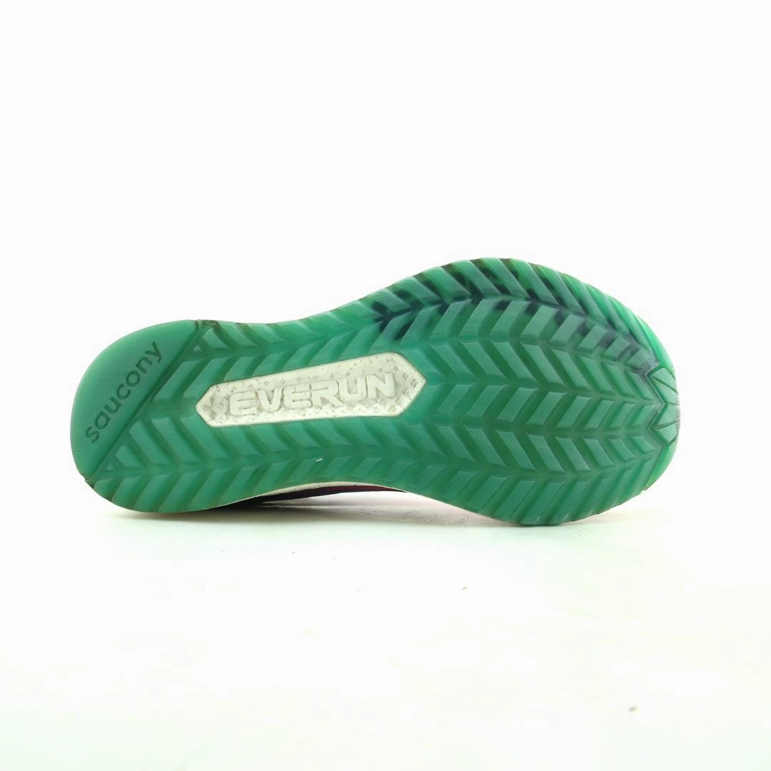 SAUCONY FREEDOM ISO Saucony casual footwear looks