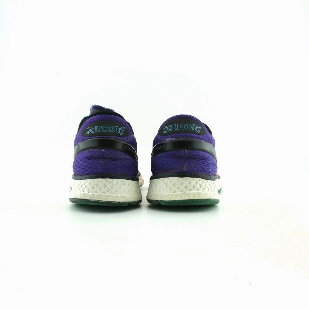 SAUCONY FREEDOM ISO Saucony casual footwear looks