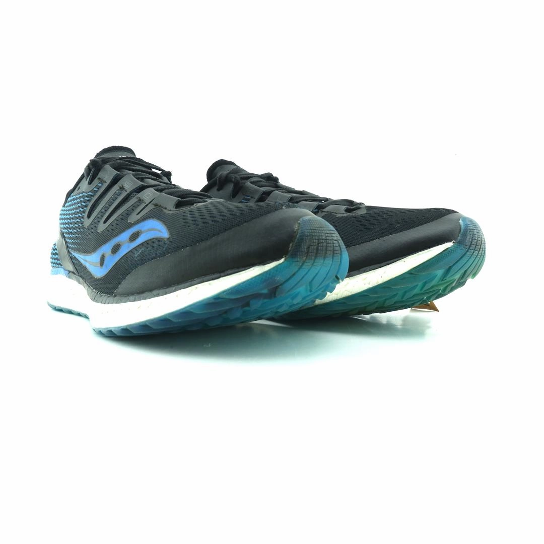 SAUCONY  FREEDOM ISO Saucony running shoe close-ups