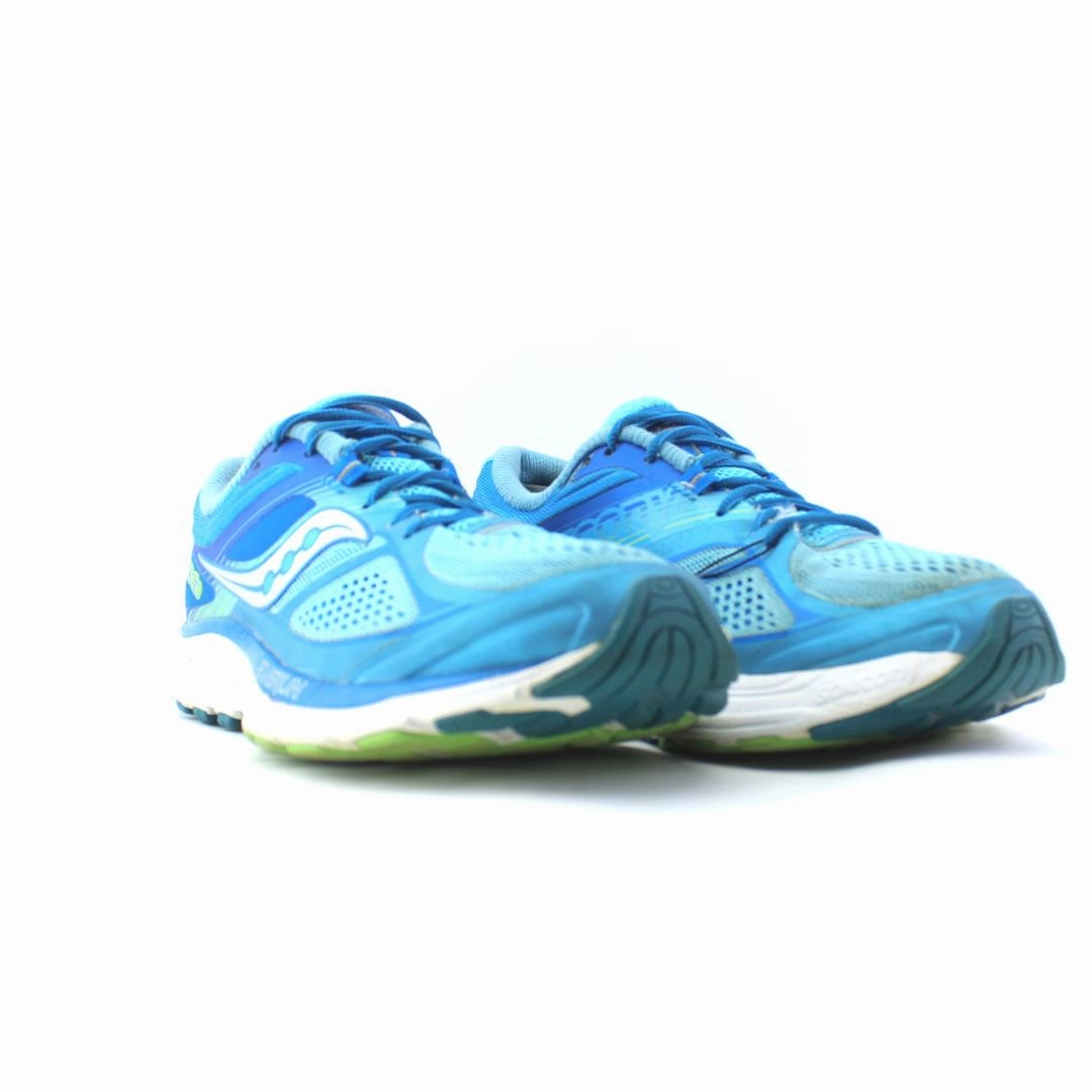 SAUCONY GUIDE 10 Saucony casual footwear looks