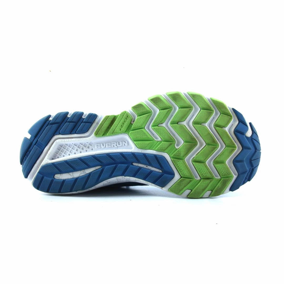 SAUCONY GUIDE 10 Saucony running shoe close-ups