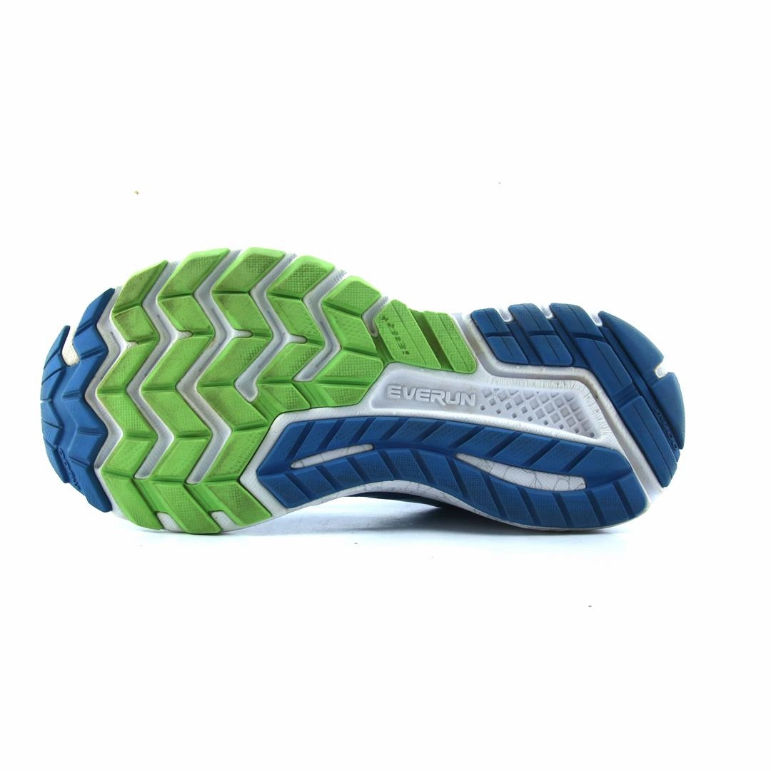 SAUCONY GUIDE 10 Saucony running shoe close-ups
