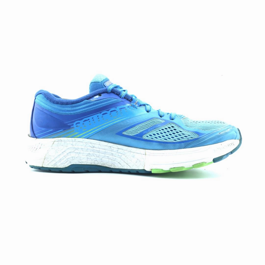 SAUCONY GUIDE 10 Saucony running shoe close-ups