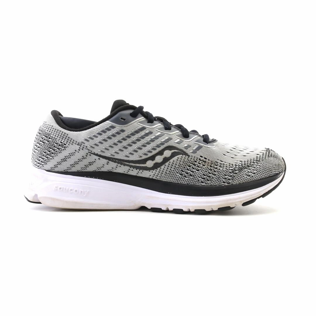 SAUCONY GUIDE 13 Saucony casual footwear looks